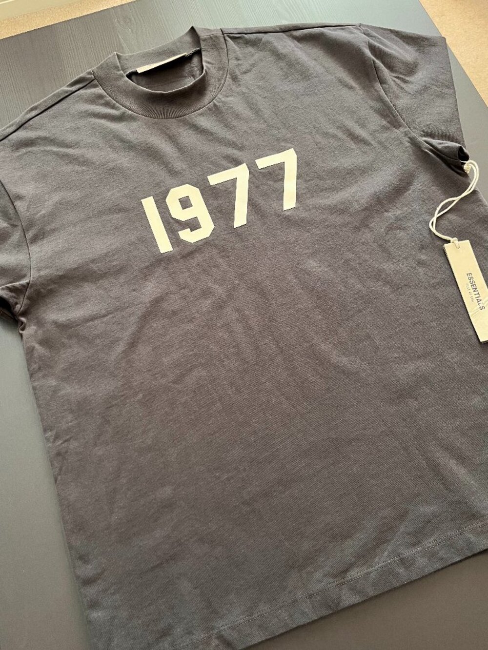 Fear of God Black 1977 graphic tshirt size s oversized streetwear